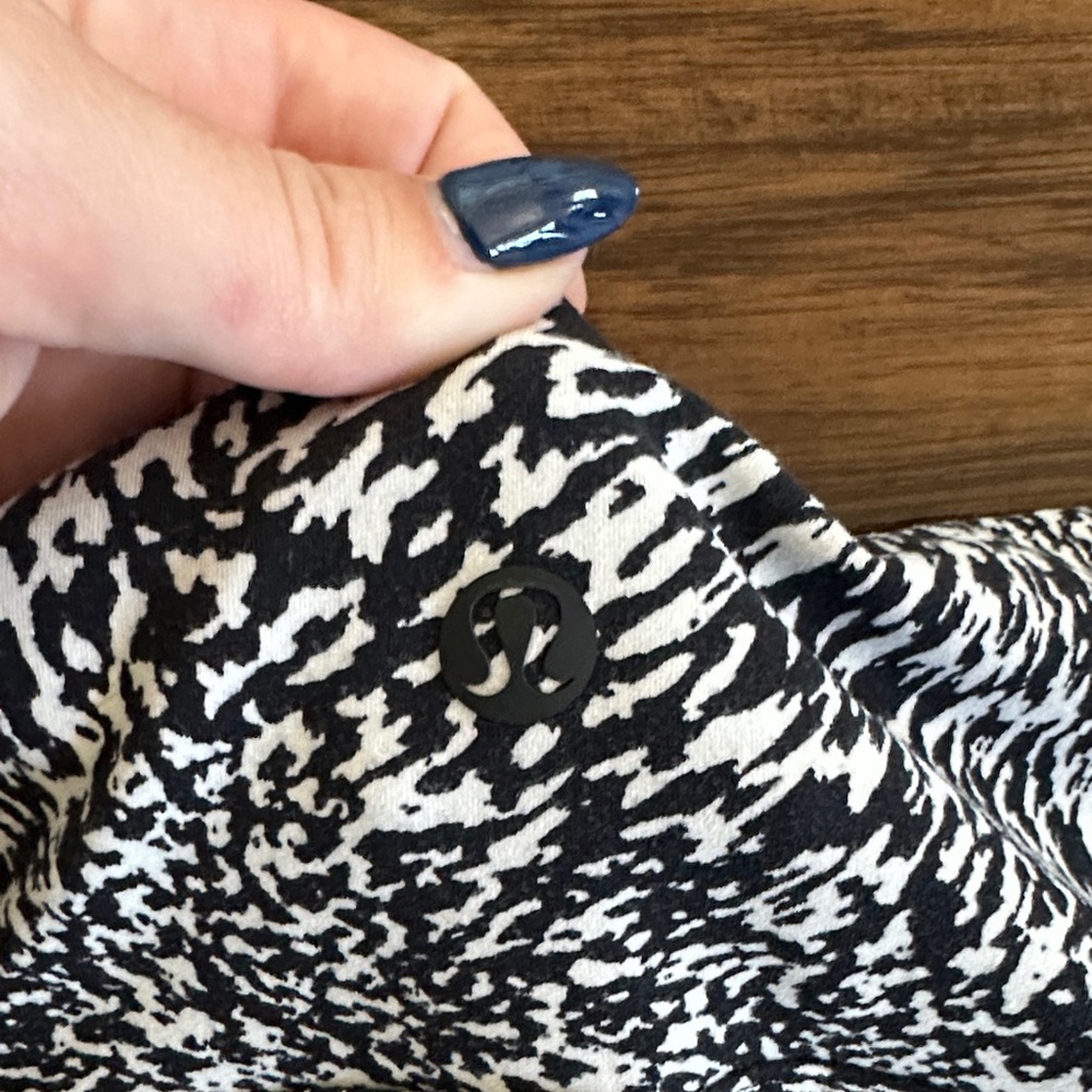 Lululemon Leggings - Picture 3 of 4